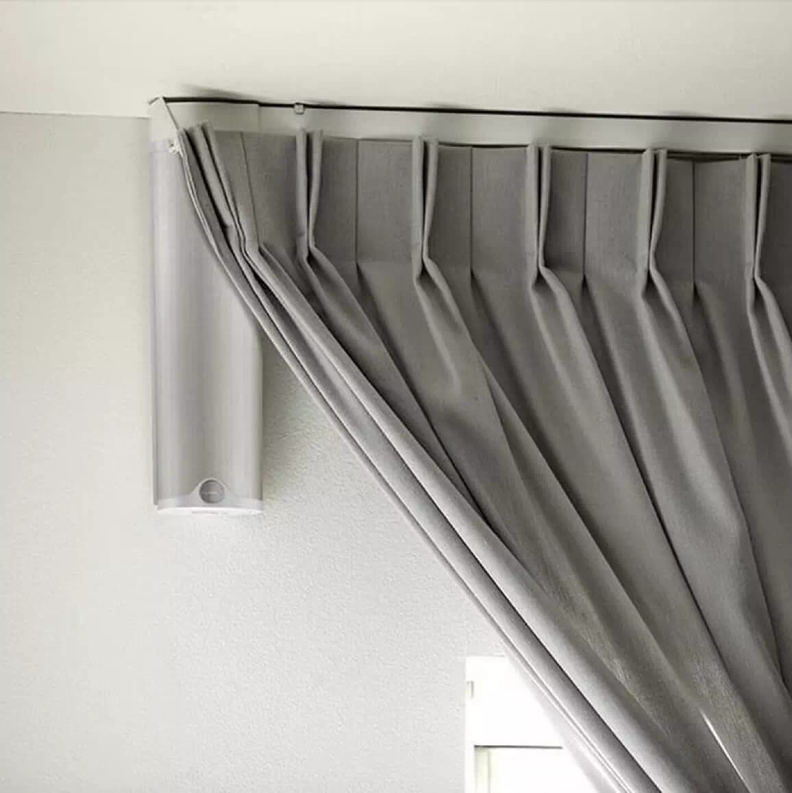 Motorised curtains