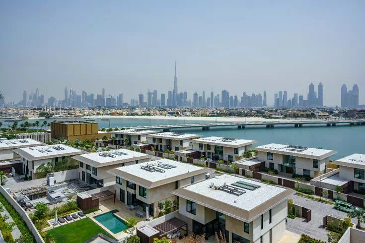 Jumeirah Lakes Towers (JLT)