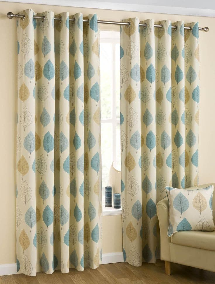 Curtains with Geometric Design