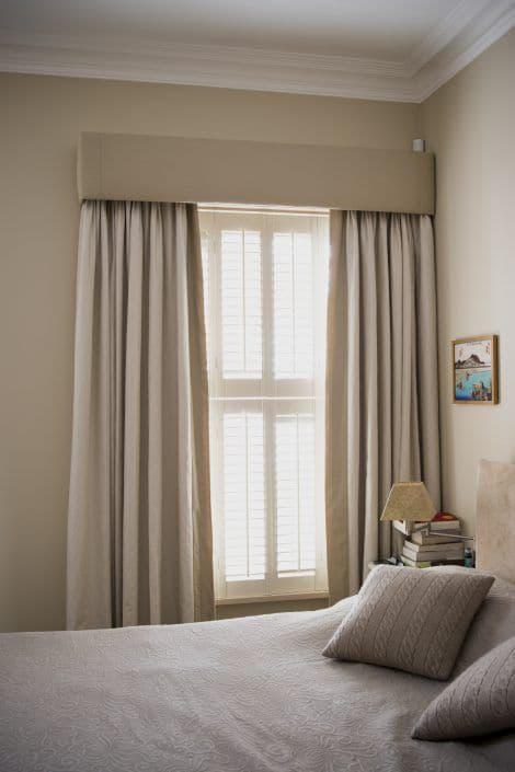 Living Room Curtains with Pelmet