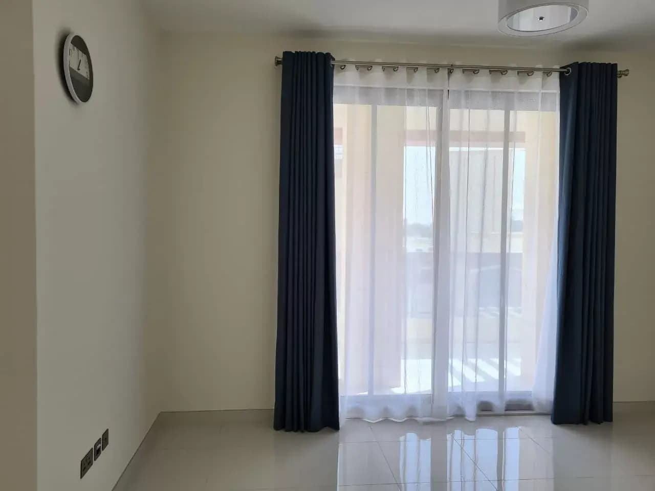 Balcony window coverings 