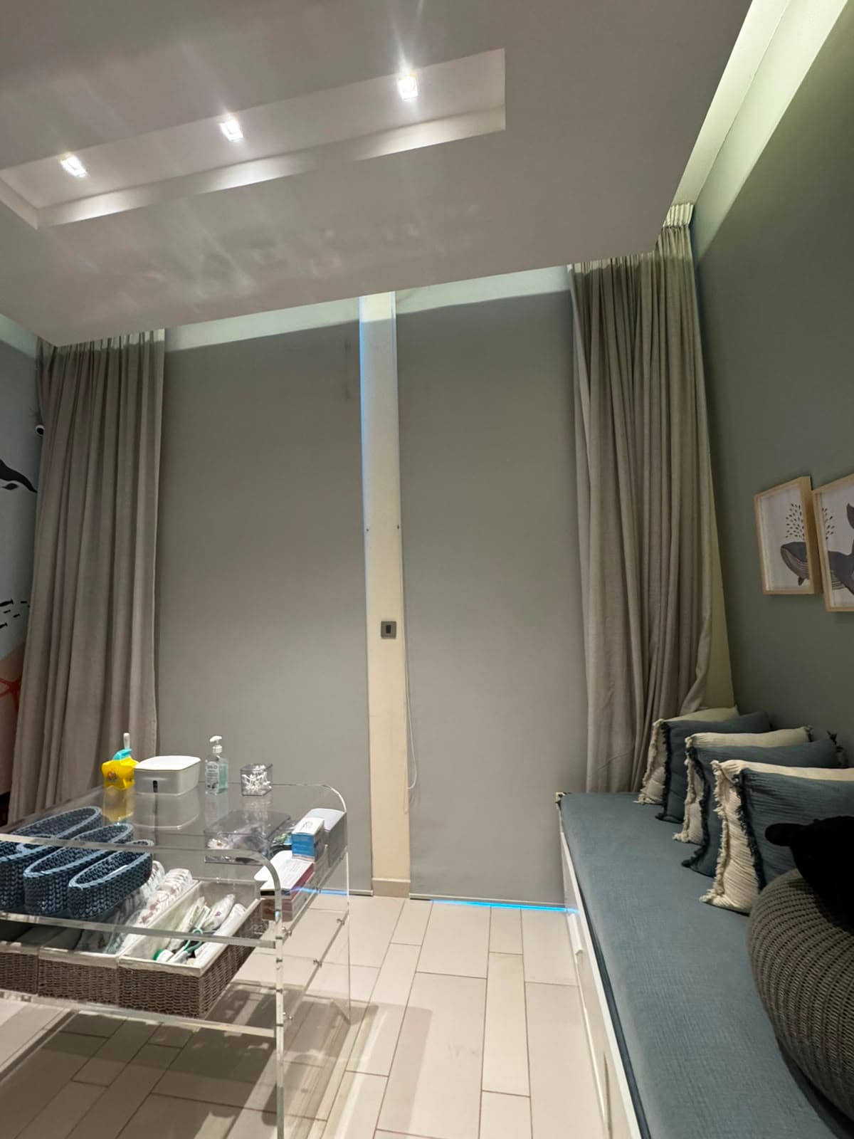 Roller Blinds with curtains Signature Villa