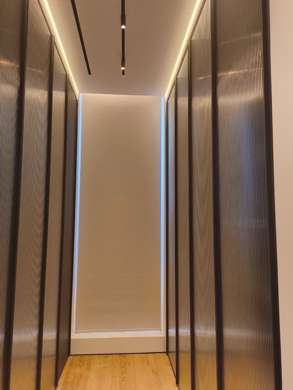Sheer horizon blinds Jumeirah 3 Villas