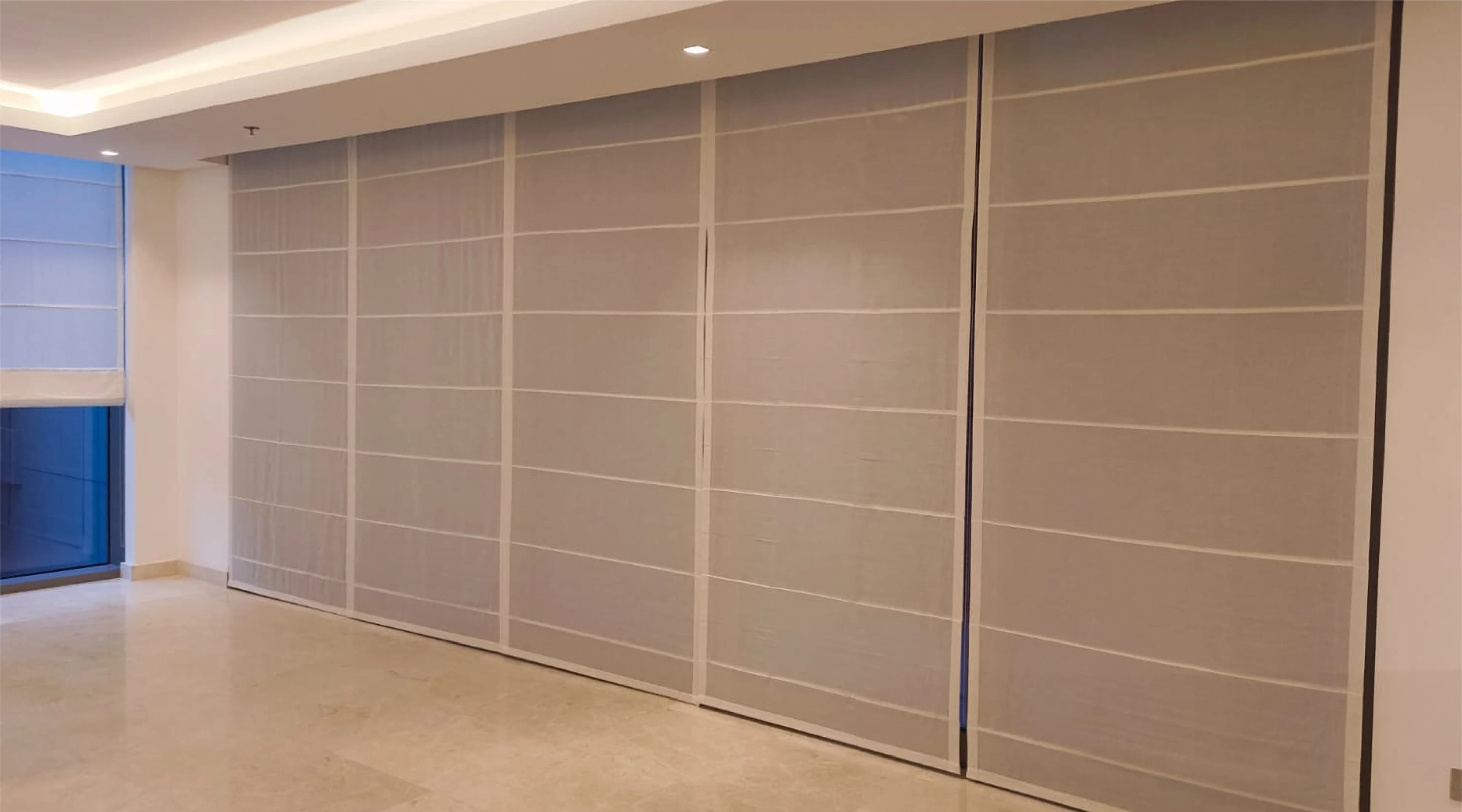 Best Blinds for Dubai Homes: Roller, Roman, or Venetian?