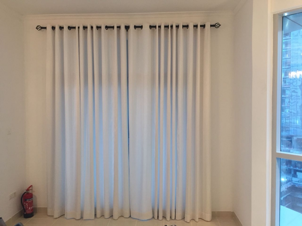 Made To Measure Eyelet Curtains Dubai | High-Quality Fabric